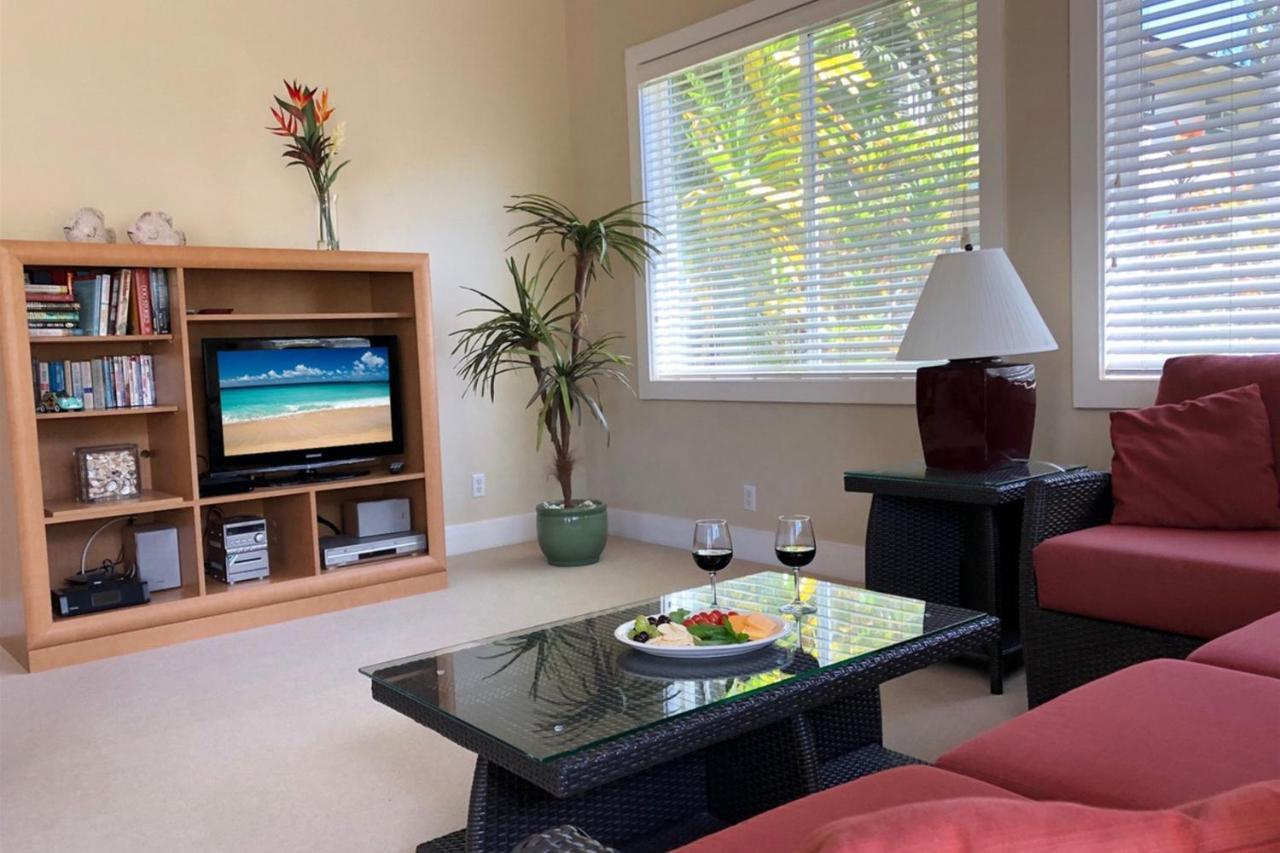 Regency 810 Koloa Quarto foto