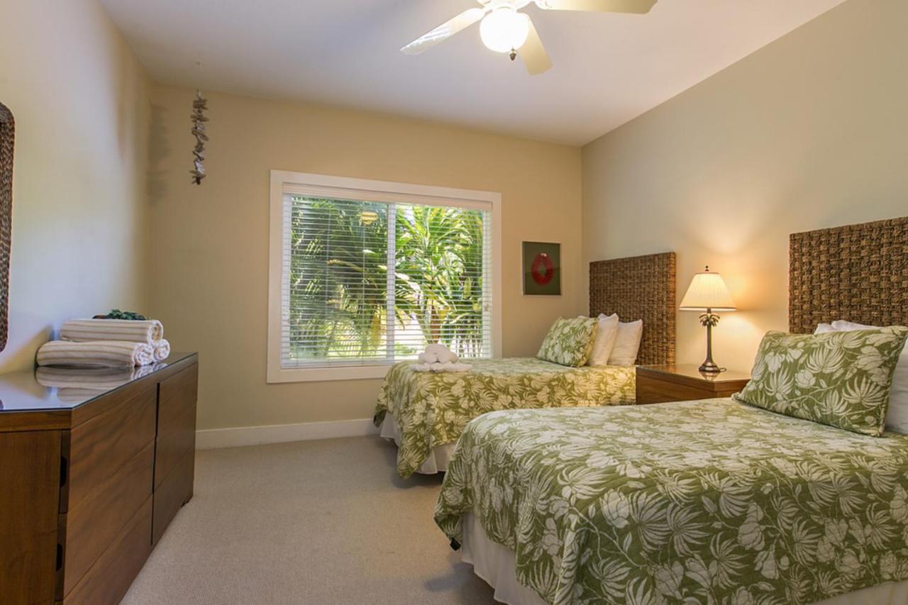 Regency 810 Koloa Quarto foto